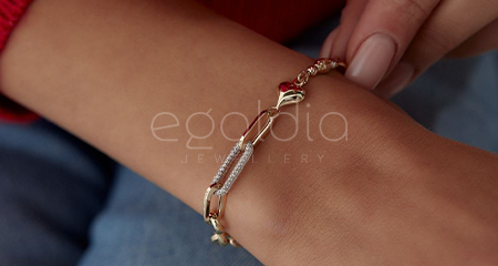 Altın Temizliği Nasıl Yapılır? Kuyumcu Tavsiyeleriyle Adım Adım Rehber