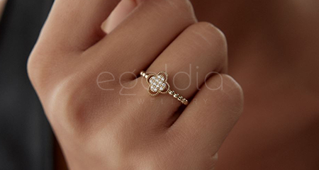 Özel Tasarım Takılar: Kişisel Zarafetin En Işıltılı Hâli