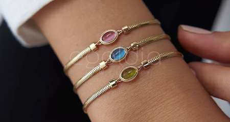 Takı Hediye Rehberi: Sevdiklerinize Işıltı Katacak En Özel Seçimler