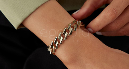 Altın Bileklik Modelleri: Zamansız Şıklığın ve Anlamın Bilekteki Yansıması