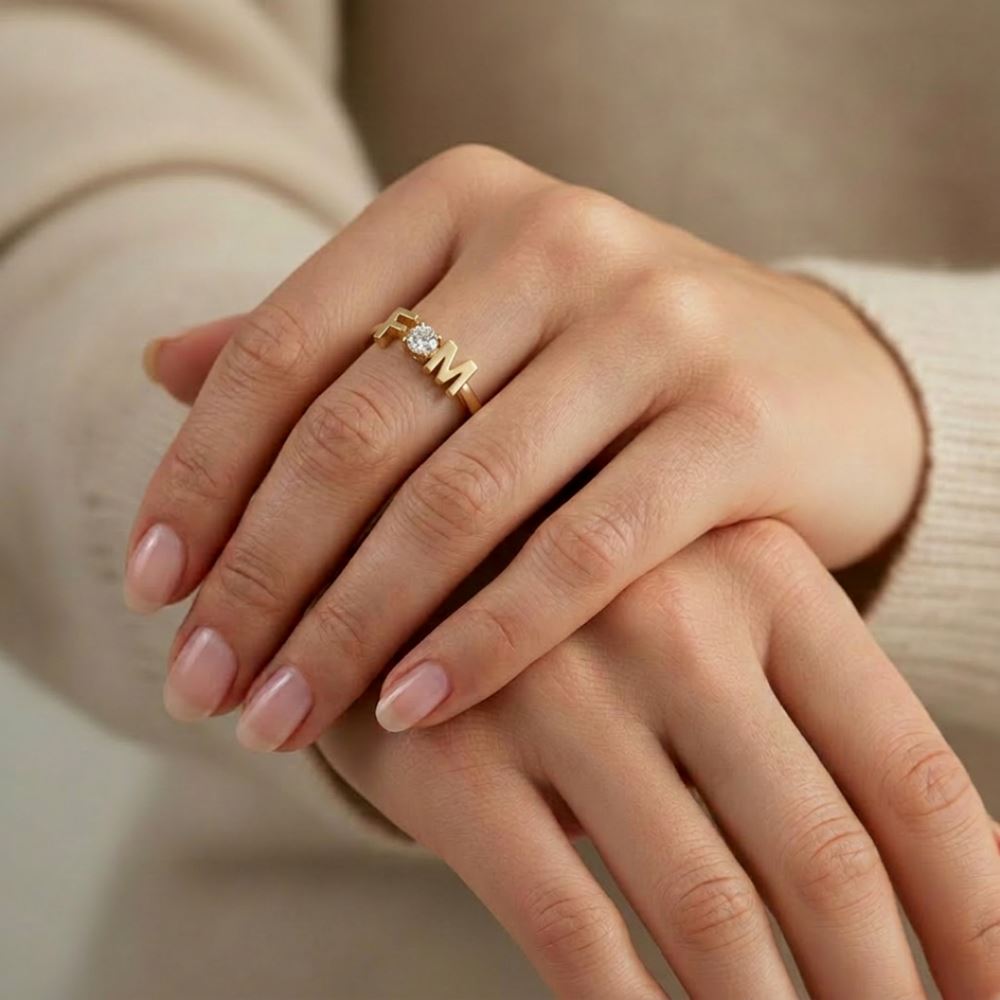 Oval Taş Baget Harf Yüzük