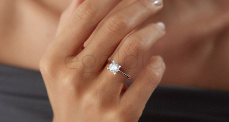 Aşkın ve Sonsuzluğun Simgesi: Tektaş Alırken Nelere Dikkat Edilmeli? (Kapsamlı E-Goldia Jewellery Rehberi)