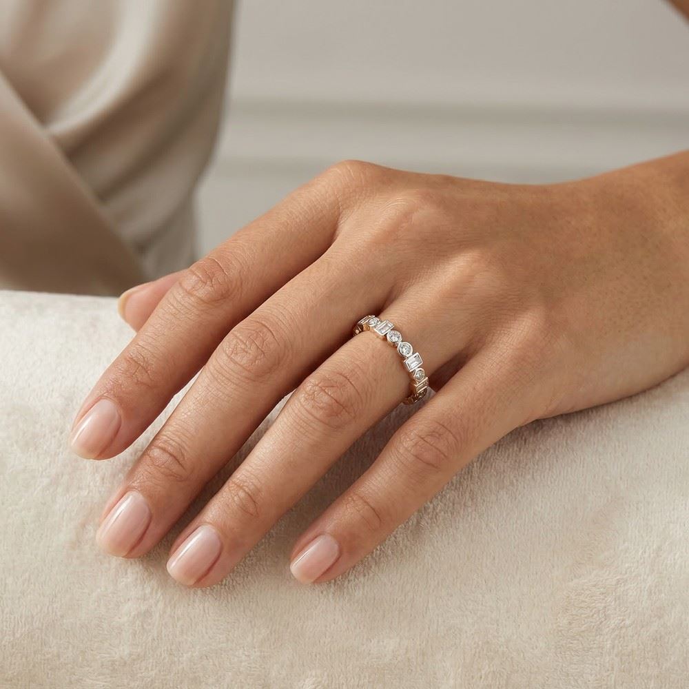 Oval Kare Baget Taşlı Yüzük