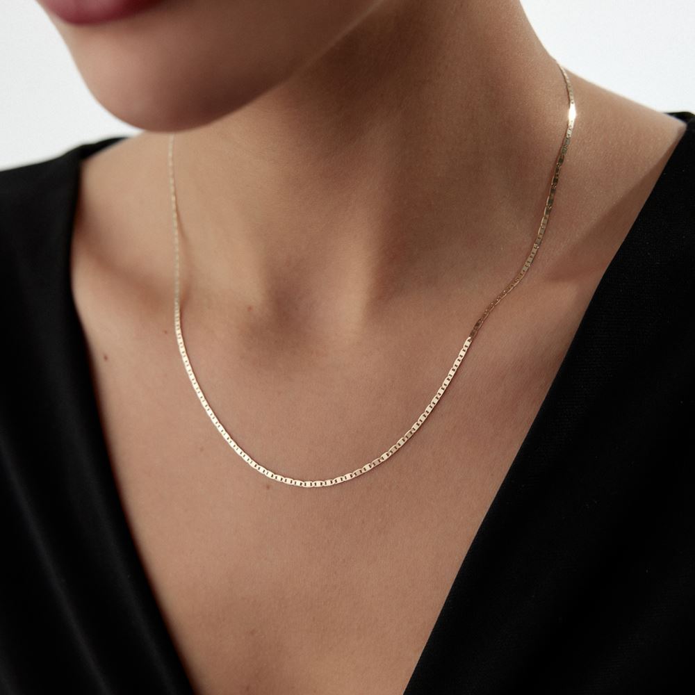 İtalyan Kare Tasarım Kolye 50 Cm