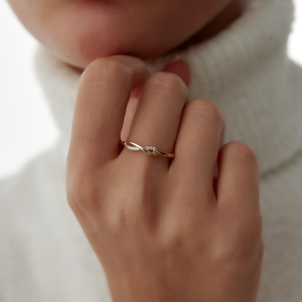 Sonsuz Taşlı Yüzük