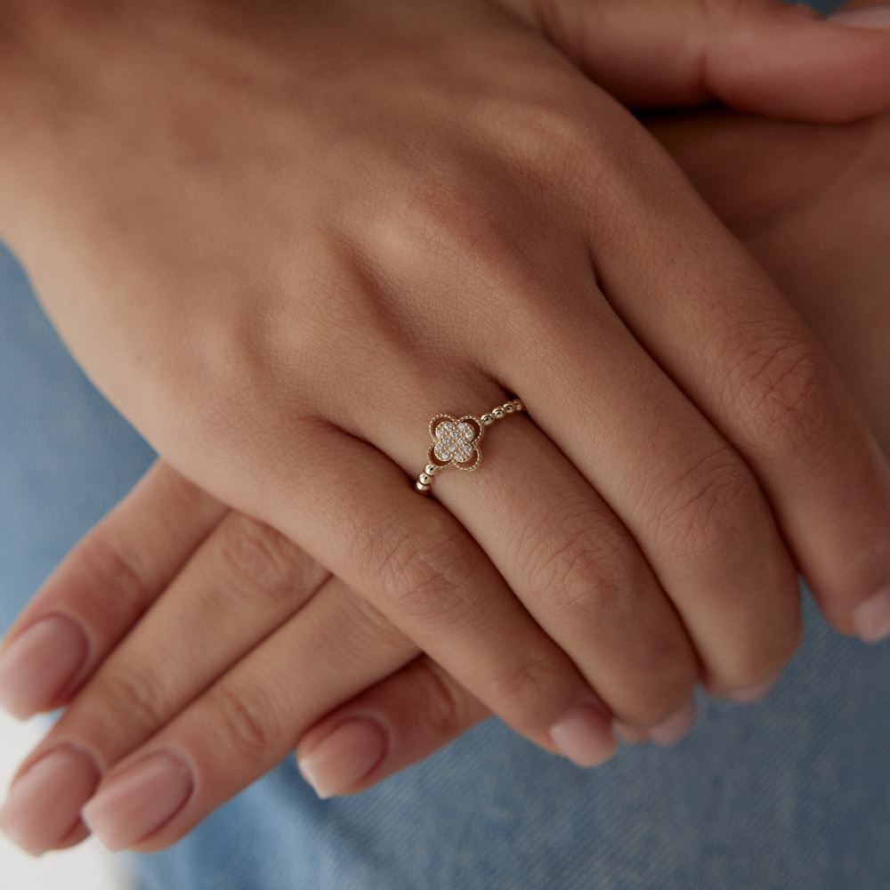 Yonca Taşlı Yüzük