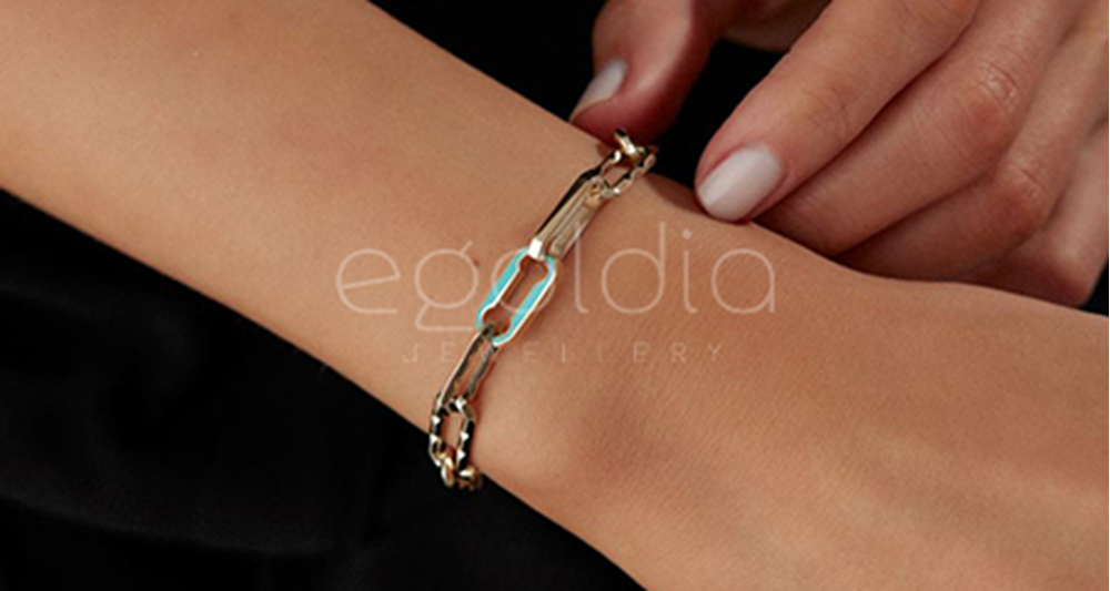 Altın Takı İndirimleri ile Şıklığın Parlayan Yolu: E-Goldia Jewellery Farkı