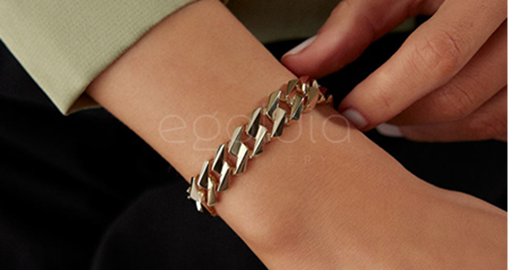 Altın Bileklik Modelleri: Zamansız Şıklığın ve Anlamın Bilekteki Yansıması