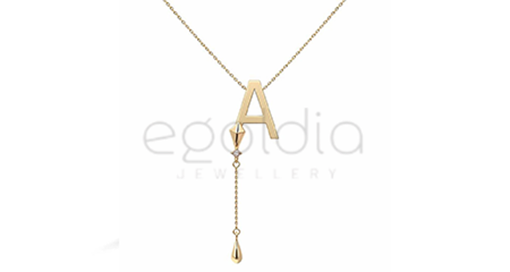Altın Harf Kolye: Kişisel Stilinizin En Zarif İmzası