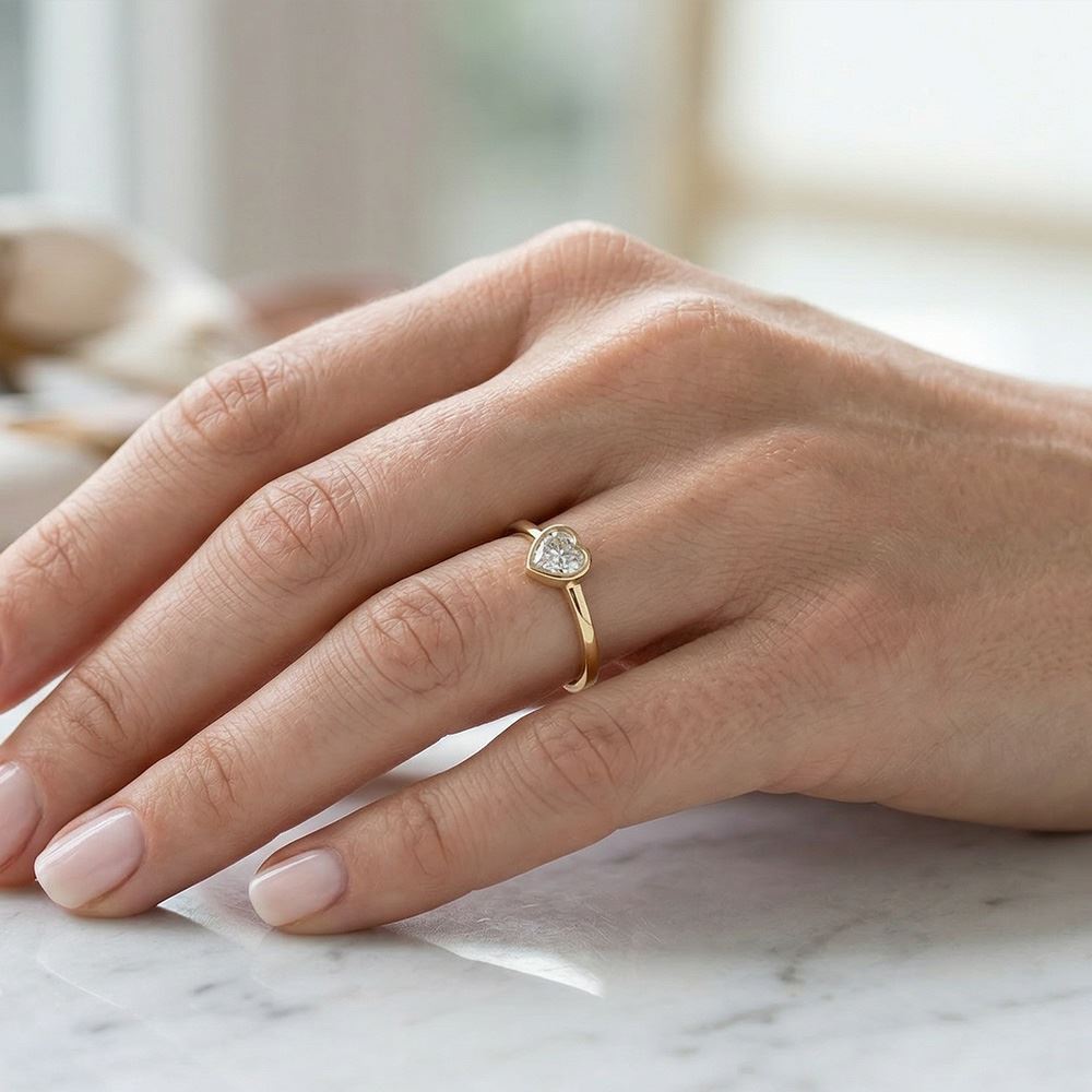 Kalp Taşlı Yüzük