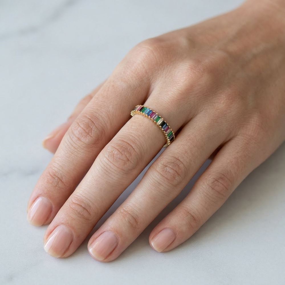 Renkli Baget Taşlı Altın Yüzük